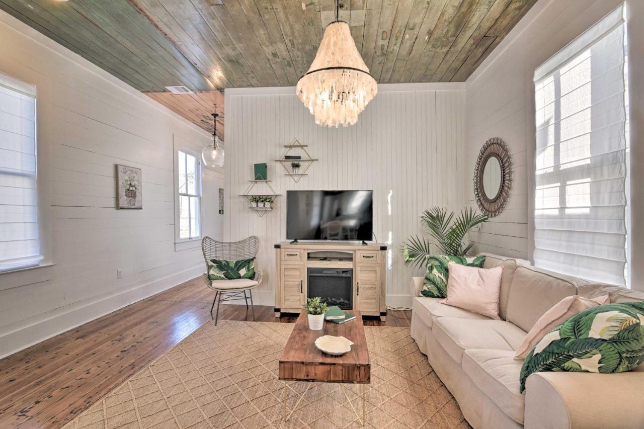 Bright Galveston Cottage Close To Beach And Strand Exterior foto